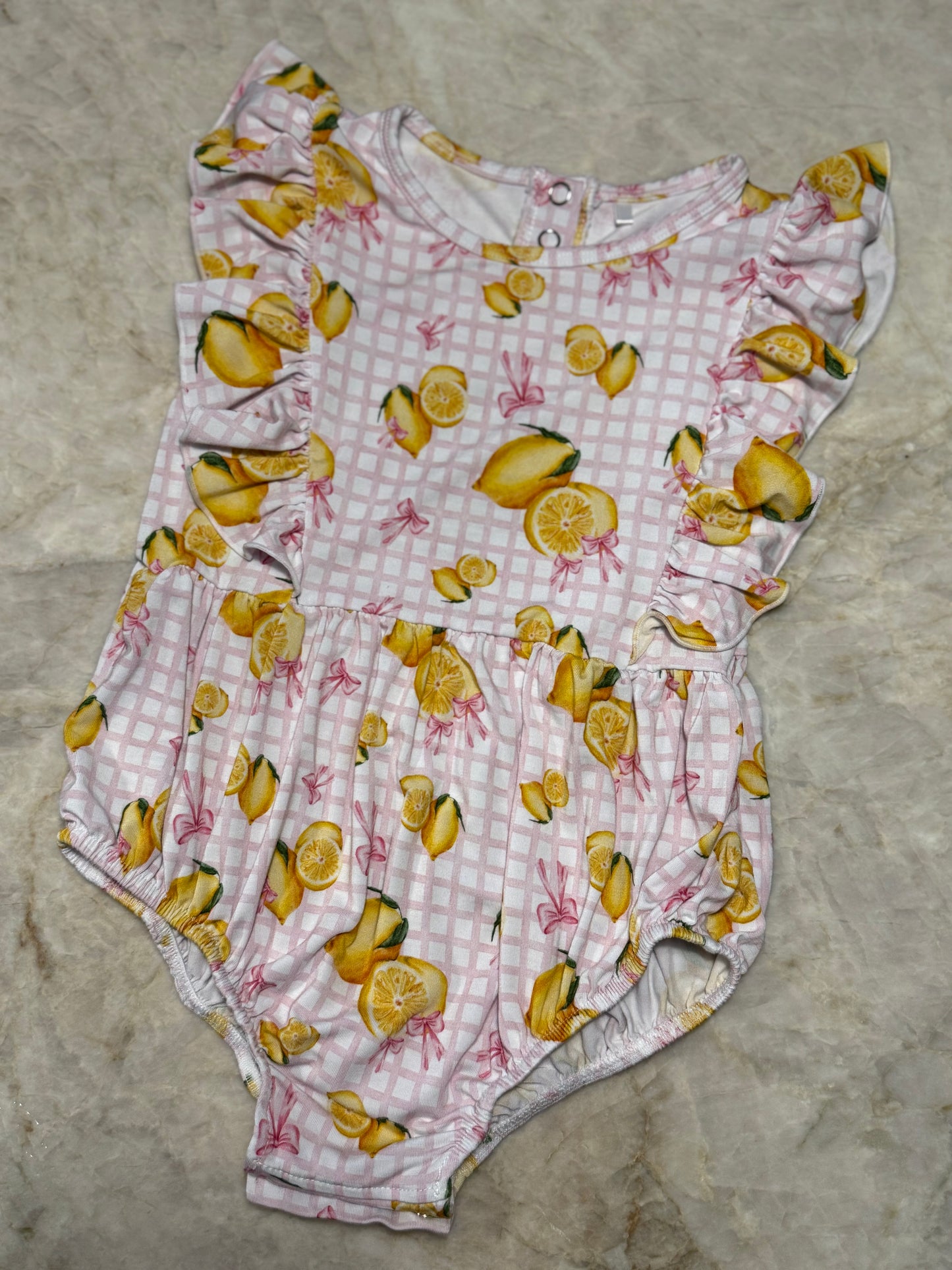 Lemons + Bows Bubble